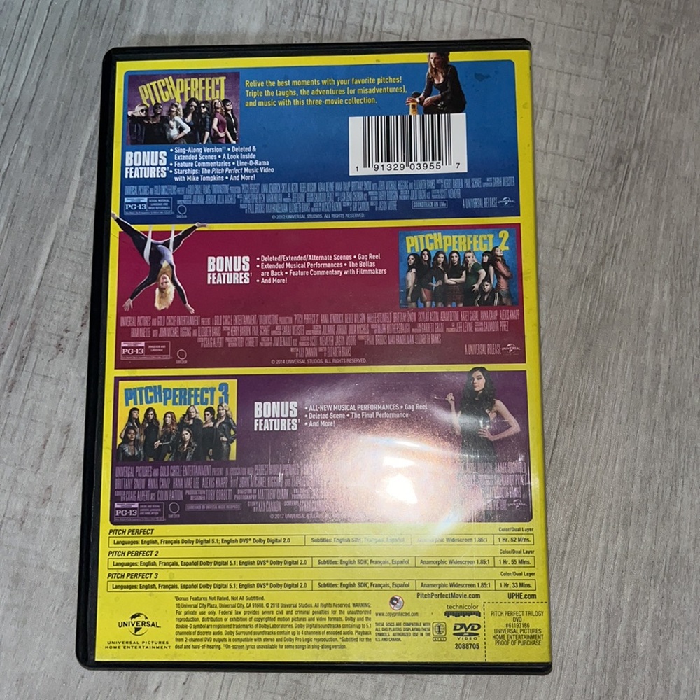 Pitch Perfect trilogy set 1  2 3 3 disc DVD - Picture 5 of 5
